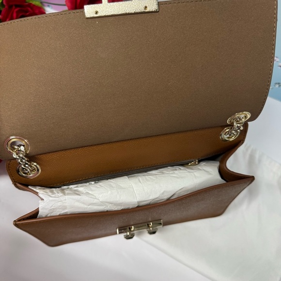 🤎SALE NWT $750 FURLA PUSH LOCK MULTIWAY BAG - Picture 9 of 12